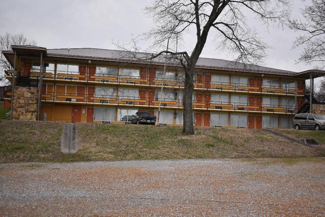 Amerivu Inn-Gilbertsville Luaran gambar