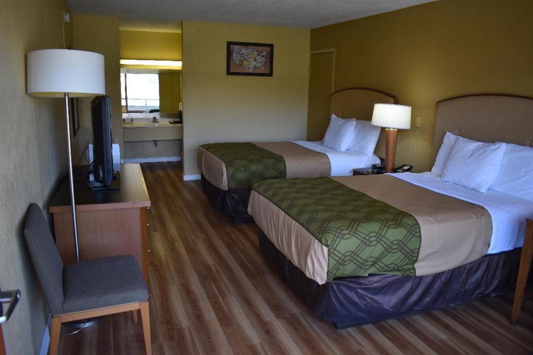 Amerivu Inn-Gilbertsville Luaran gambar